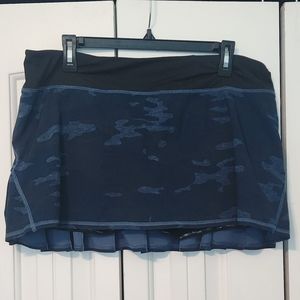 Sold! Lululemon Run Pace Setter Skirt Blue Camo Size 12 Reg